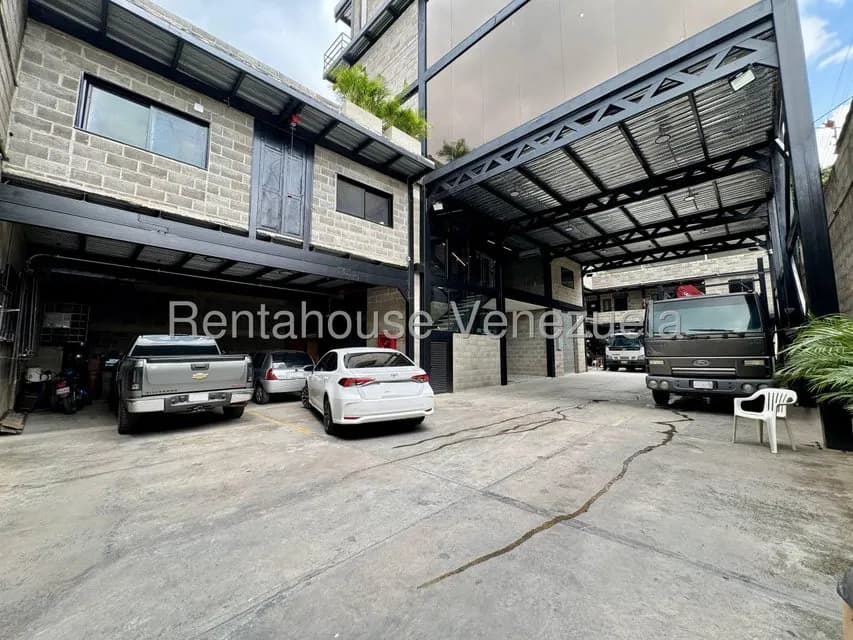 Comercial (Local Comercial) en Alquiler en La Florida, Distrito Metropolitano