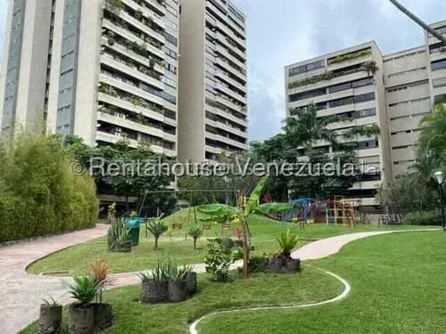 Apartamento En Venta. Urb. Santa Eduviges 412m3 Eo #23-24563