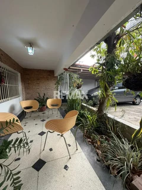 EN VENTA CASA ¡OPORTUNIDAD DE INVERSIÓN EN LA ARBOLEDA!