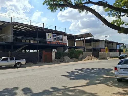 Juan Carlos Rodriguez Vende Locales En San Diego