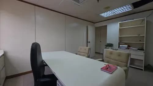Oficina En Alquiler - El Paraiso