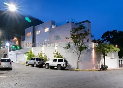 Casa En Venta Lista Pata Habitar En Altamira, 2399m2, 4h, 6b, 7p, Terraza, Sauna. Gym, Calle Publica, Vigilancia 24h, Vista Panorámica, Mls #26-11676 Bm