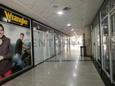 Venta Local. Centro Comercial Oasis ZT
