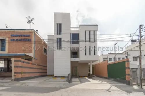 Edificio Comercial (4 Niveles / Obra Gris) A Estrenar Venta La Florida Mls-24-1357