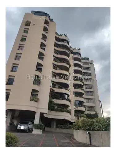 Rah Chacao Vende Apartamento Country Club 26-21118