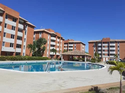 Vendo Apartamento *resd Playa Guaica* Av. Américo Vespucio 3 Hab. 2 Baños Cocina Empotrada A/a Central 2 Estac. Balcón, Seguridad Piscina Playa Negociable