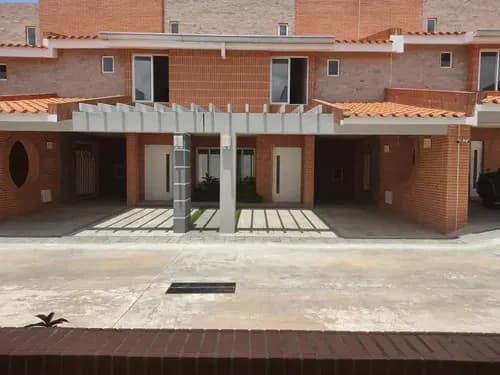 Fernando & Yosmar Venden Town House En Res. Terraza Camoruco. (plth-203) Sólo Clientes.