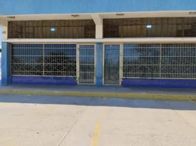 Local Comercial en Edificio Fusagri, frente al Estadio Luis Aparicio