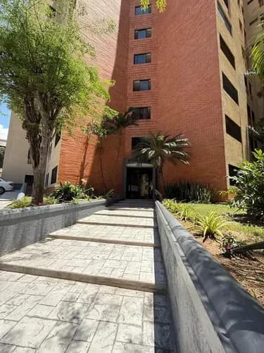 Zs Apto En Venta En Resd Terrazas De Mañongo Amoblado (solo Clientes)