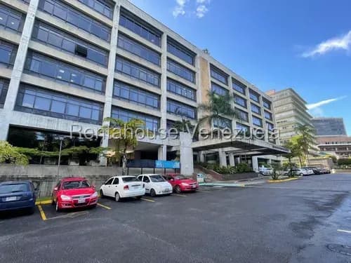 Cdo / Impecable Oficina Lista Para Entrar. Se Alquila Sin Muebles. Consta De Cuatro Oficinas Privadas, Una De Ellas Con Baño Privado. La Lagunita Country Club // Mls #26-11461