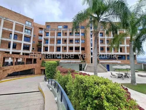 Apartamento En Venta Vista De 180° Al Ávila En Colinas De Valle Arriba Yf 26-20598