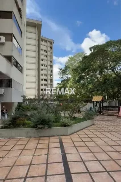 ALQUILER EN CAFETAL ÇERRO VERDE