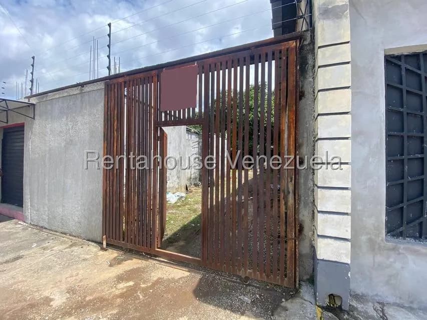 Terreno (Comercial) en Venta en Centro, Portuguesa