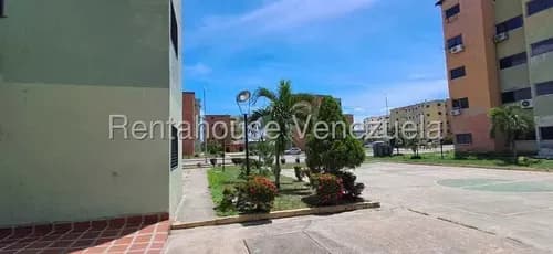 Juan Carlos González. Renta House Carabobo Vende Apto. Res. Bosque Real Urb. Paraparal Los Guayos Mls #26-21942 Rah/jcg.