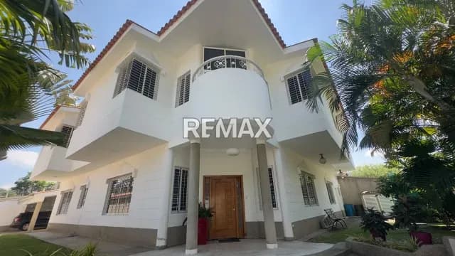 Venta de Casa en Urbanización la Vina