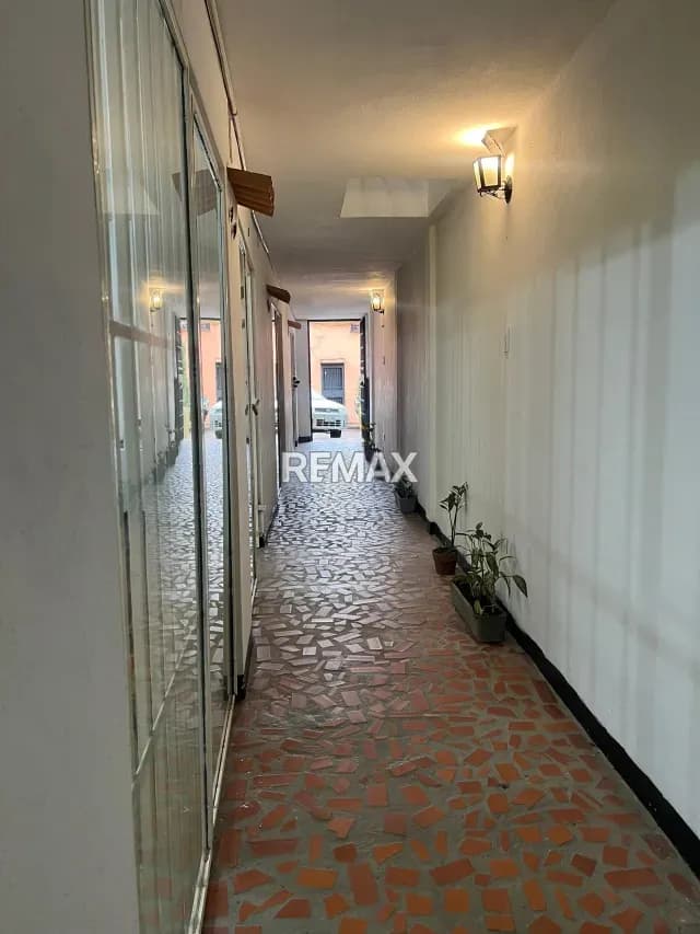 En alquiler local comercial ubicado en Barrio Obrero N 5