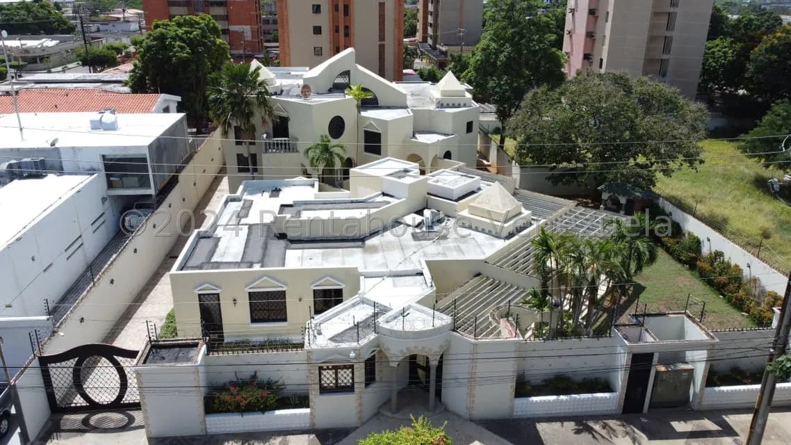 Casa (Multipes Niveles) en Venta en Paraiso, Zulia