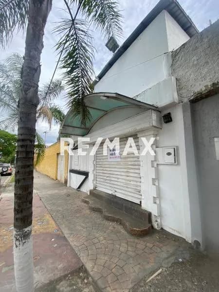 Local Comercial en Alquiler, excelente ubicación, Las Mercedes Cabudare