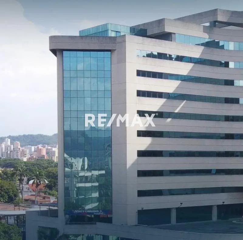 OFICINA EN LA EXCLUSIVA TORRE VIÑA PLAZA