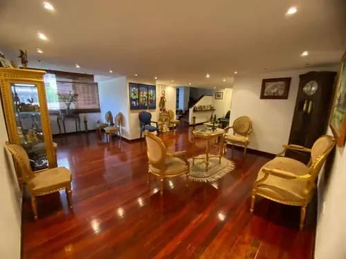 Pent House Triplex Es Una Quinta En El Aire Super Mantenido, De 480 M2, Muy Comodo Para Familias Nuemerosas, Con Terraza, Bar Y Parrilleras, Vista A La Piscina, Sin Ruidos Molestos De La Calle.