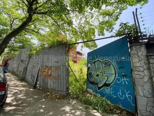 Terreno Plano En Venta En La Castellana Cda 23-18221