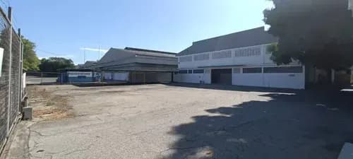 Emili Ofrece Galpón En Venta Guacara