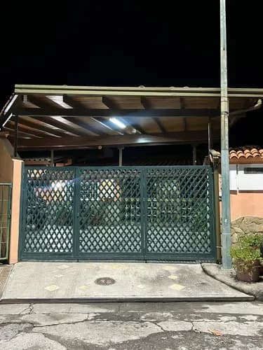 ¿buscas La Casa De Tus Sueños?, Aqui La Tienes, Con Ambientes Acogedores Y Llenos De Un Toque Sofisticado Que Te Invitan Al Relax Y Disfurte De Cada Espacio. Un Hermoso Y Espectacular Town House.